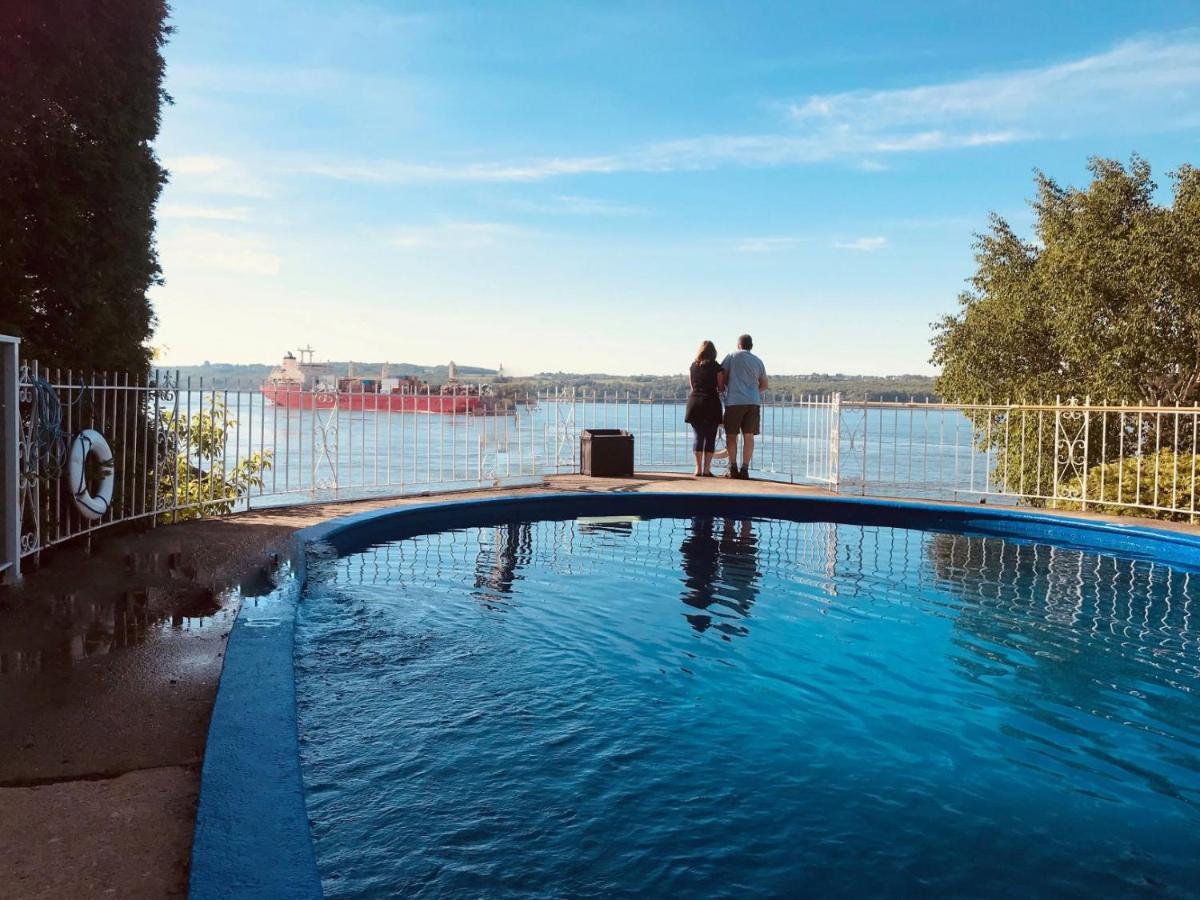 Saint-Laurent-de-l'ile d'Orleans Goeliche Hotel Et Appartement מראה חיצוני תמונה
