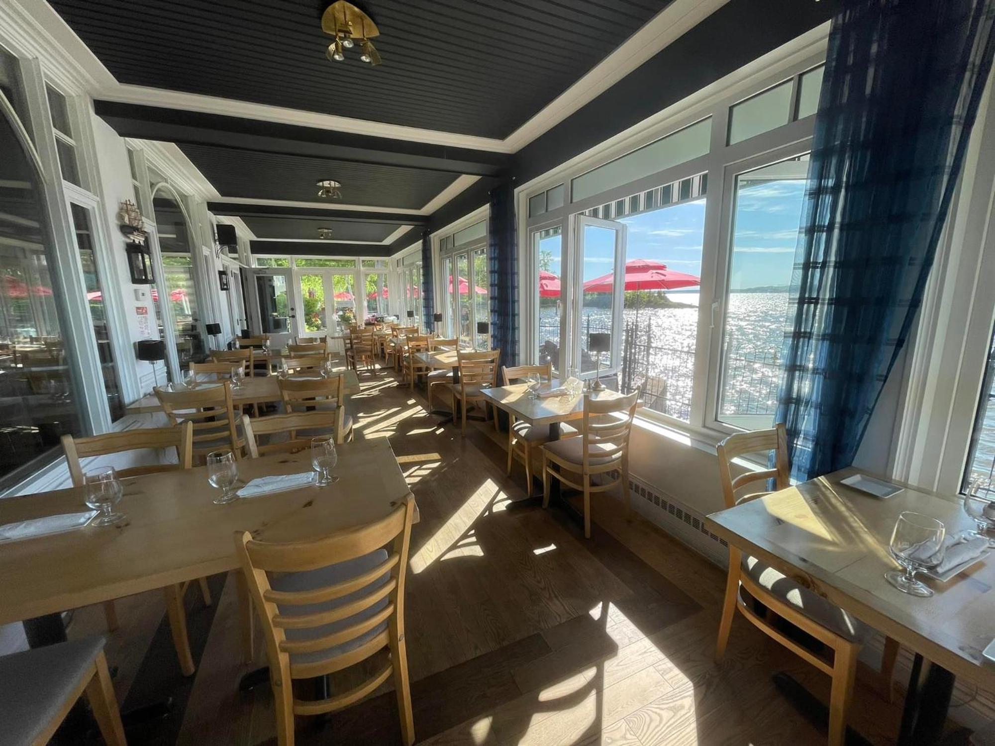 Saint-Laurent-de-l'ile d'Orleans Goeliche Hotel Et Appartement מראה חיצוני תמונה