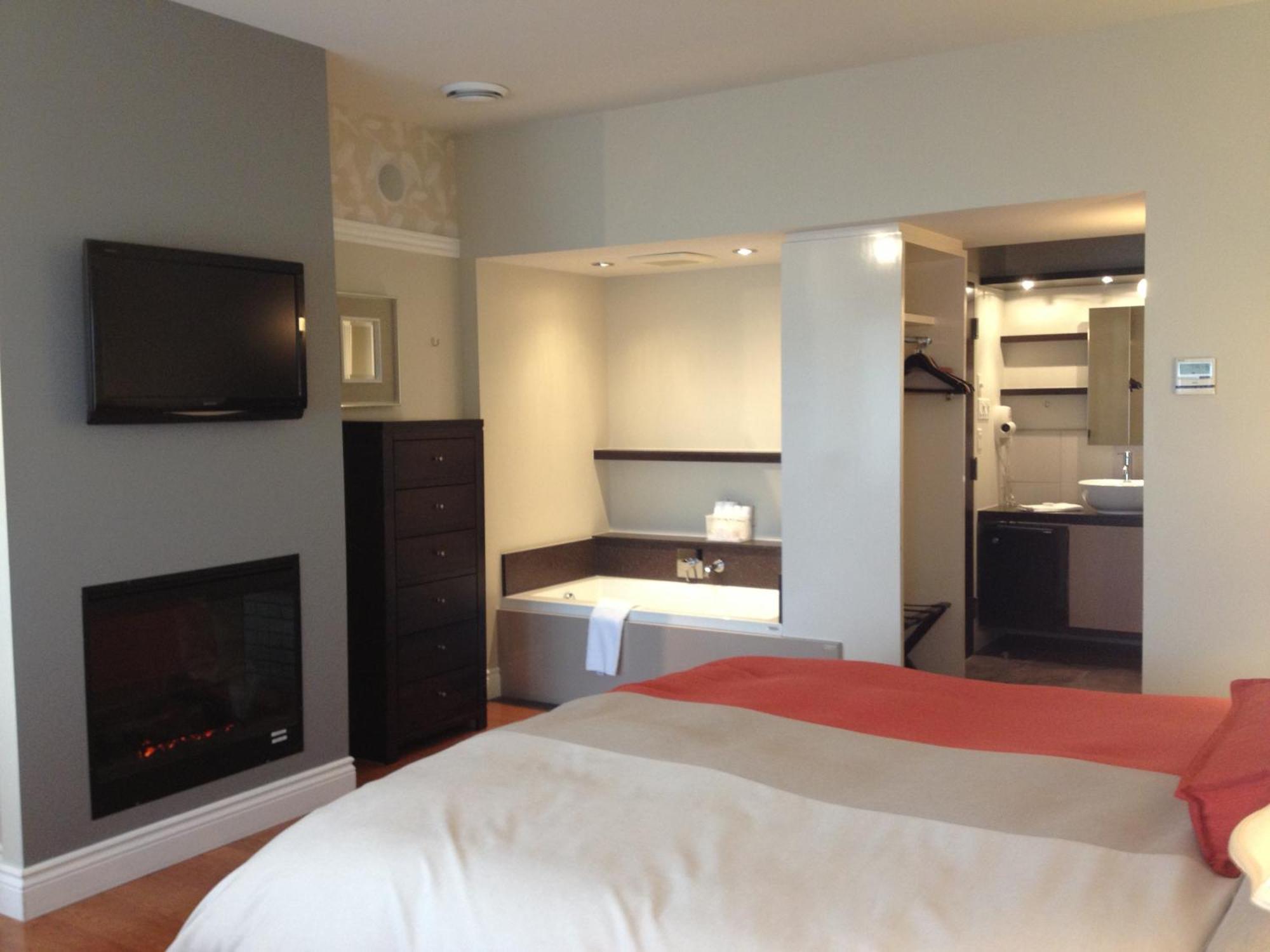 Saint-Laurent-de-l'ile d'Orleans Goeliche Hotel Et Appartement חדר תמונה