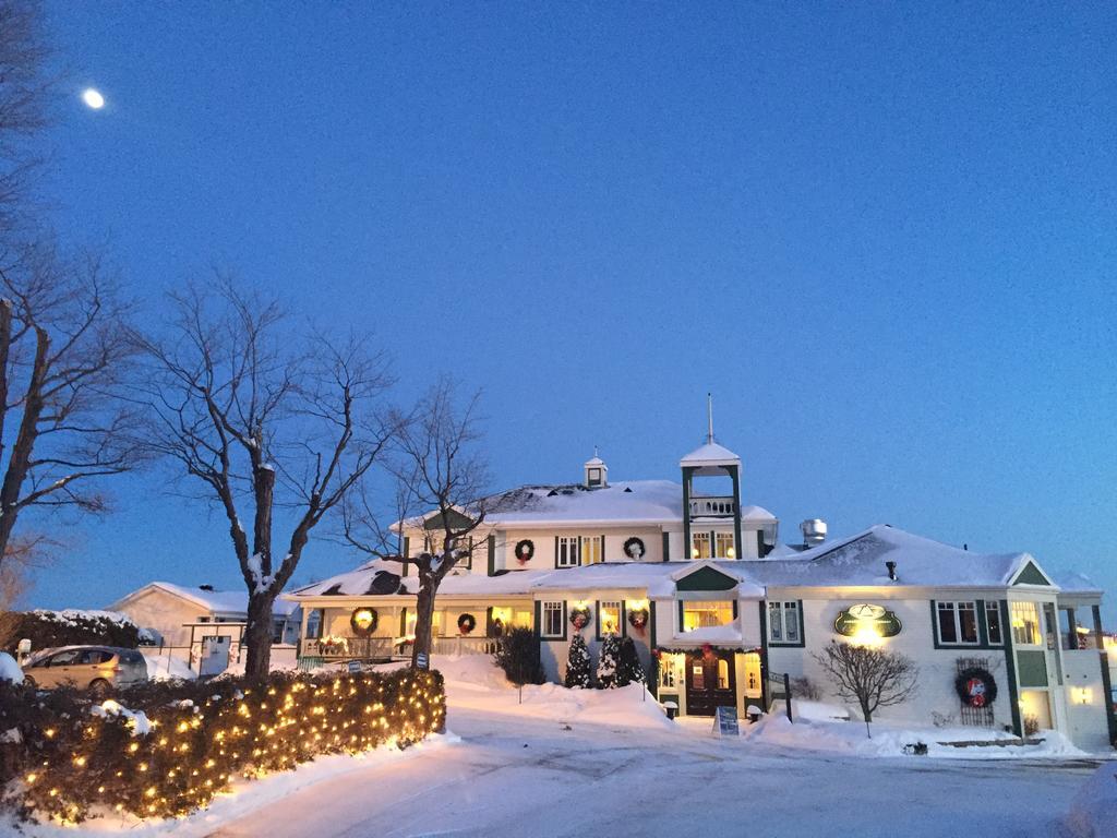 Saint-Laurent-de-l'ile d'Orleans Goeliche Hotel Et Appartement מראה חיצוני תמונה